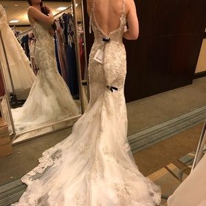 ESSENCE OF AUSTRALIA GOWN STYLE DM2399DM SIZE 12